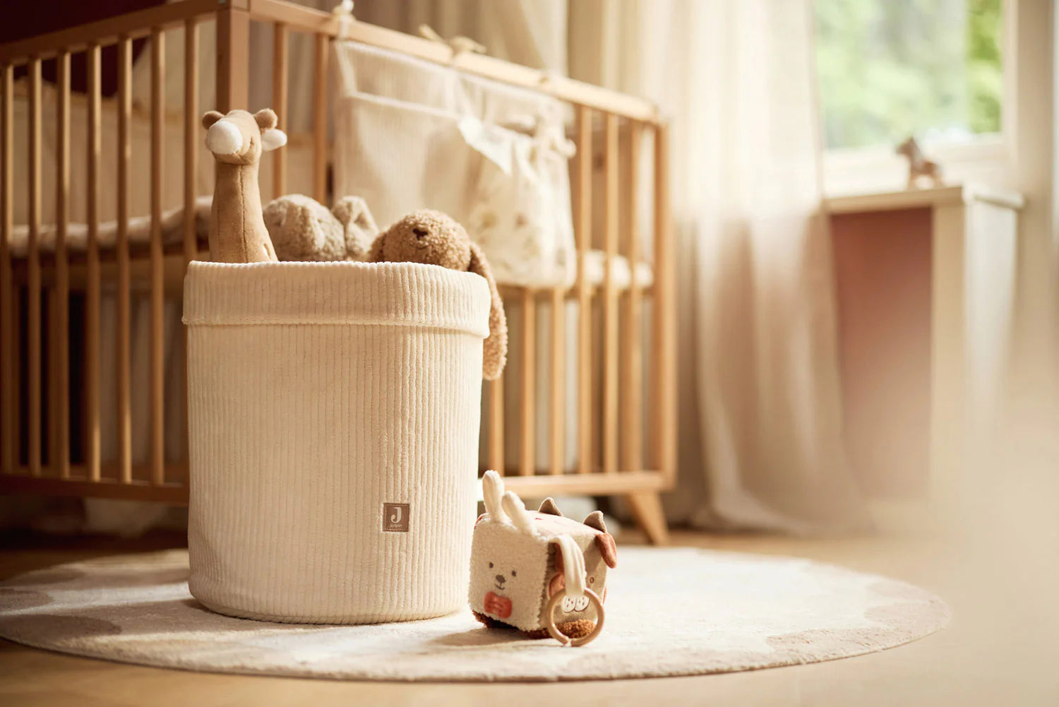 Activity cube - Animal Friends