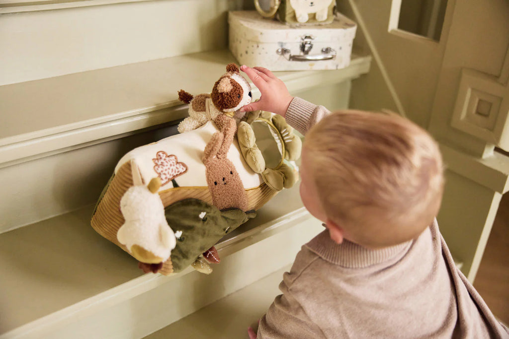 Activities Triangle - Tiny Park