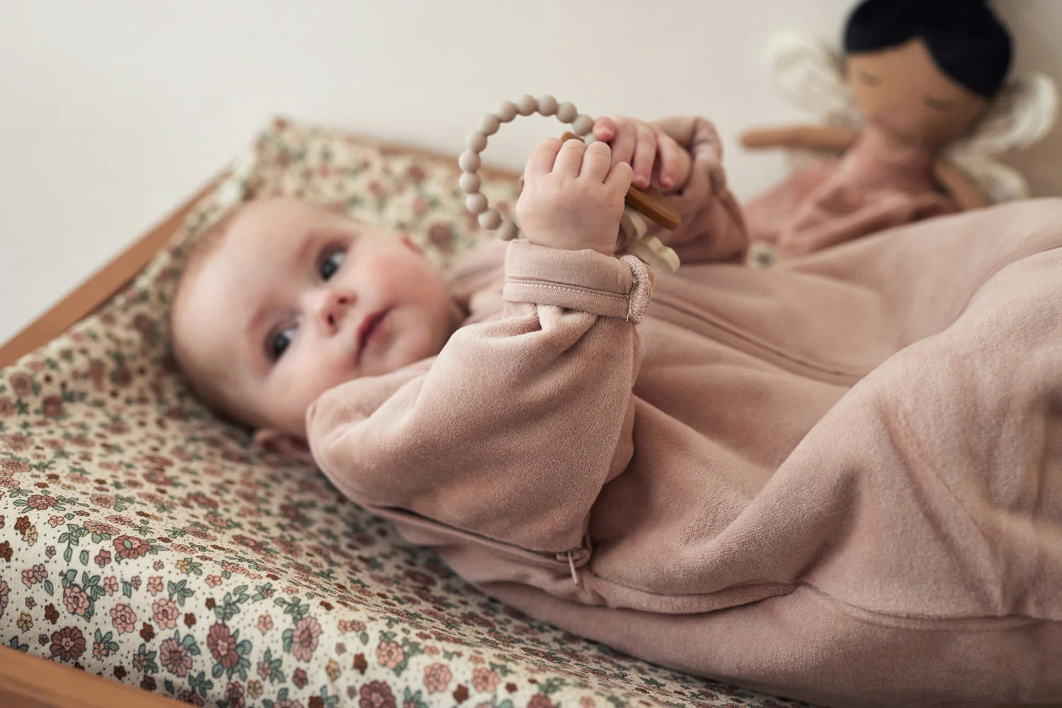 Jersey Changing Pad Cover - Retro Flowers